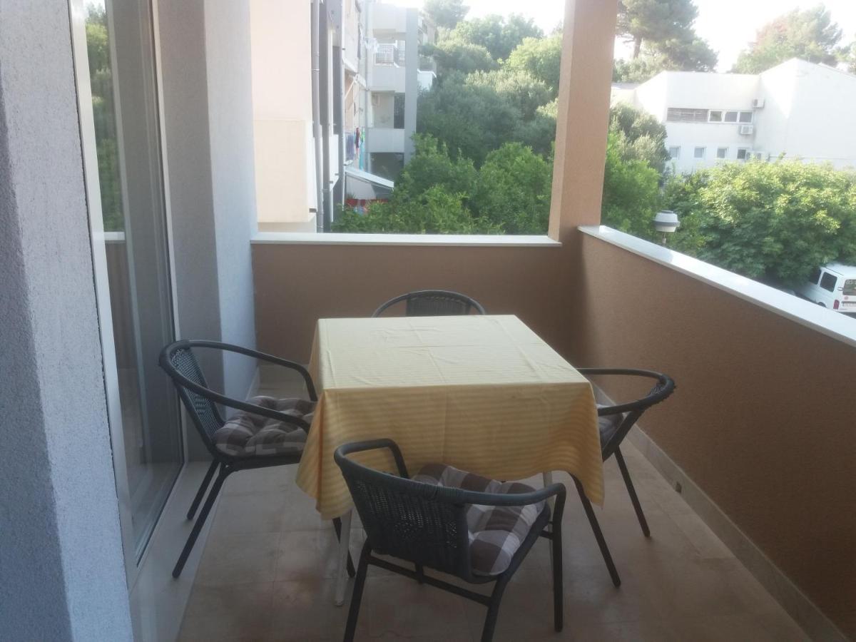 Apartments By The Sea Podgora, Makarska - 2615 Exterior photo