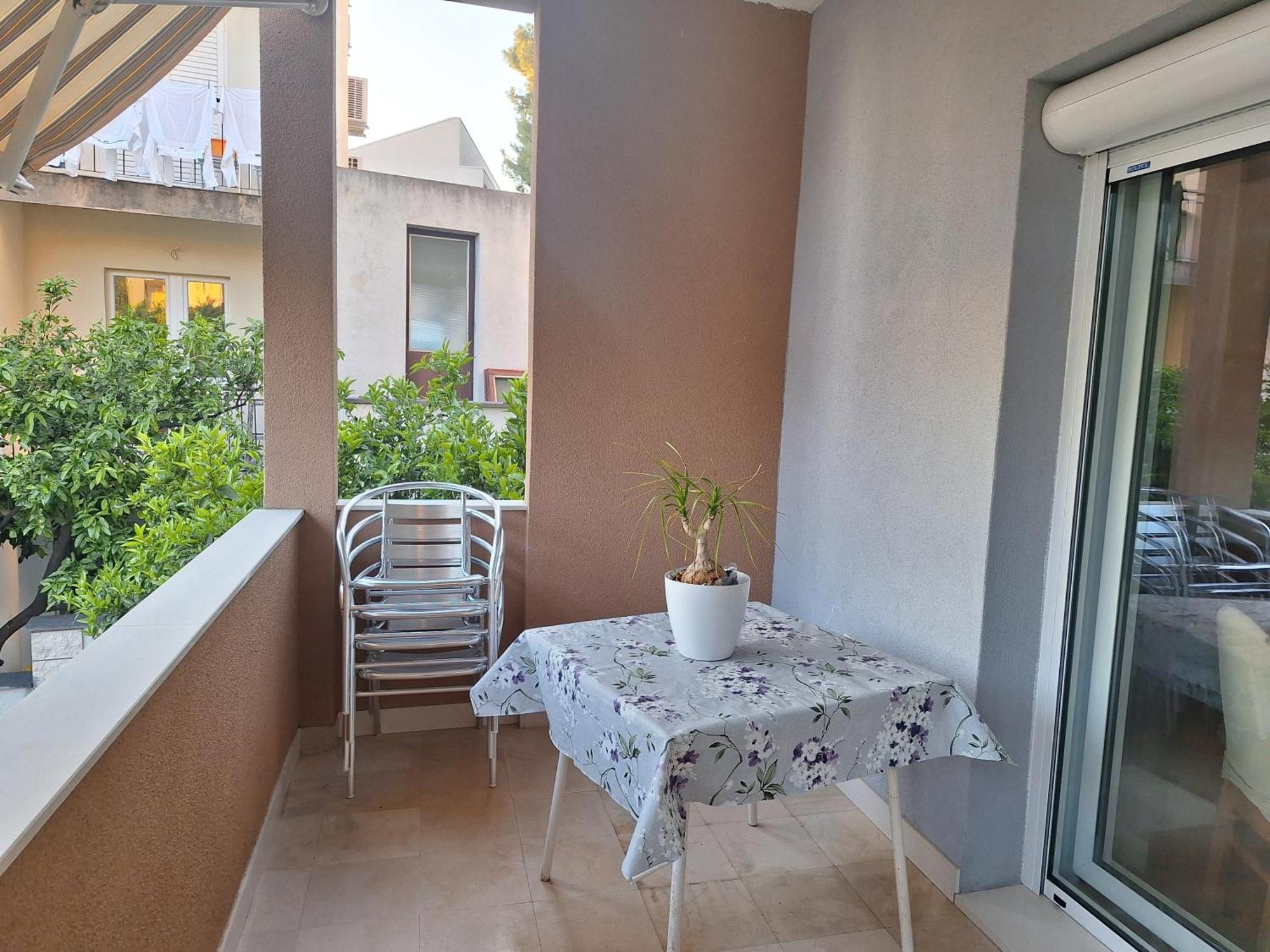 Apartments By The Sea Podgora, Makarska - 2615 Exterior photo
